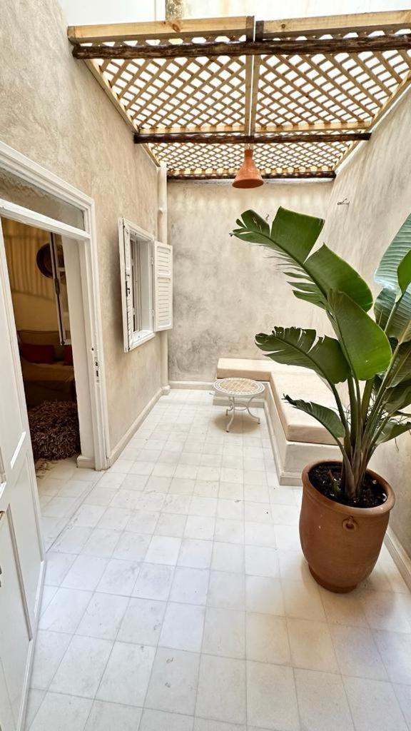 En Plein Coeur De La Medina Apartment Есувейра Екстериор снимка