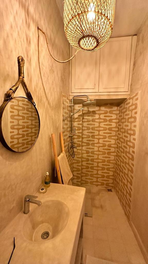 En Plein Coeur De La Medina Apartment Есувейра Екстериор снимка